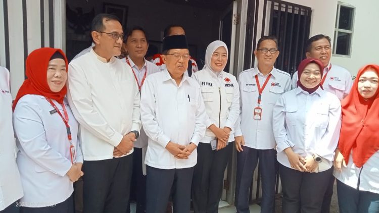 Ketua Umum Palang Merah Indonesia Jusuf Kalla Kunjungi PMI Sumsel
