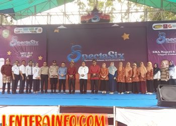 SMA Negri 6 Mengadakan Spectaculer Islamic Art Festival Of Six Yang Sangat Megah