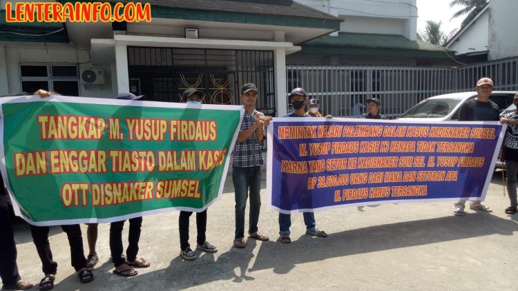 Forum Aktivis Mahasiswa Advokat Sumsel Datangi Pengadilan Negeri Palembang,Mendukung Penuh Kajari Palembang dalam pemberantasan Korupsi,